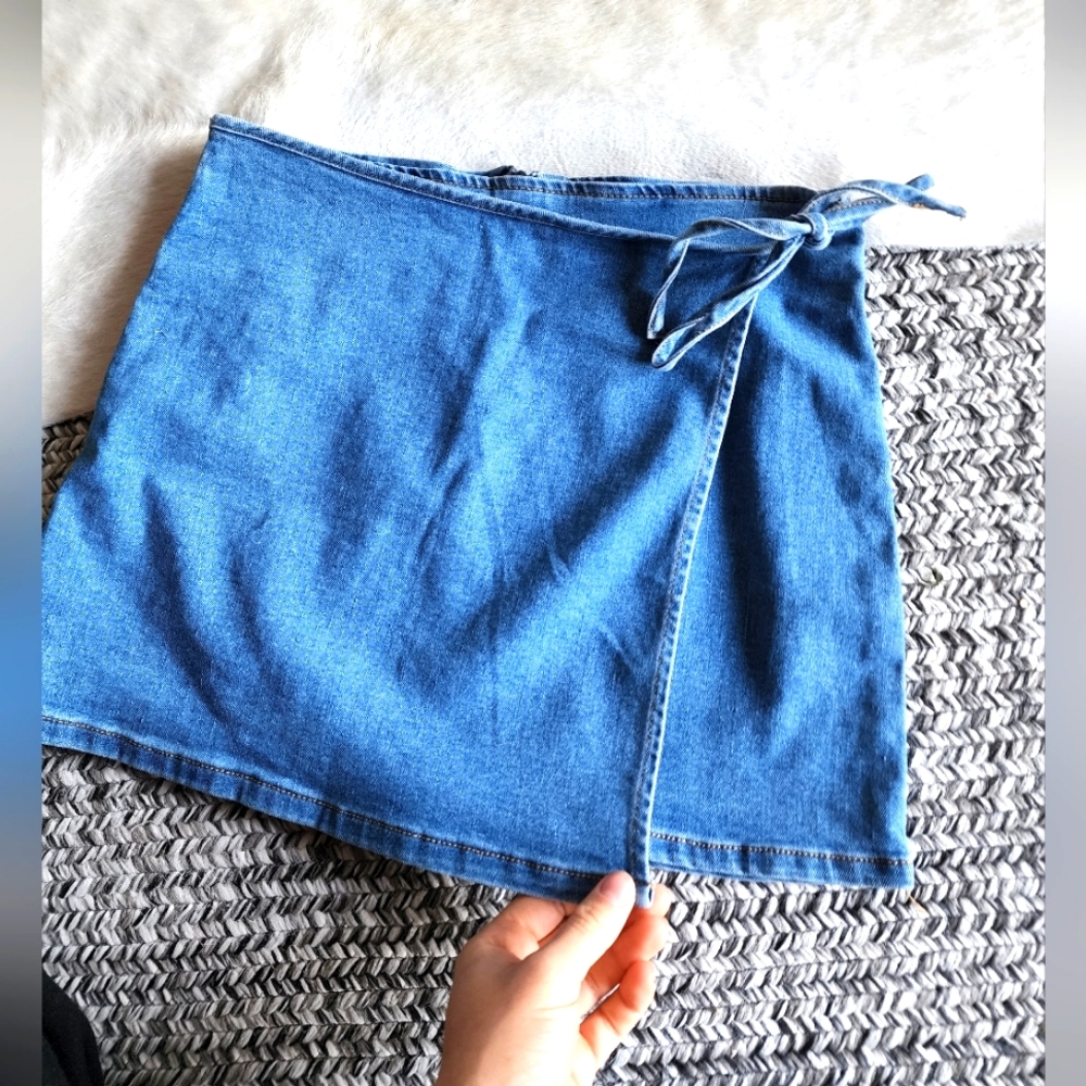 Denim apron skirt